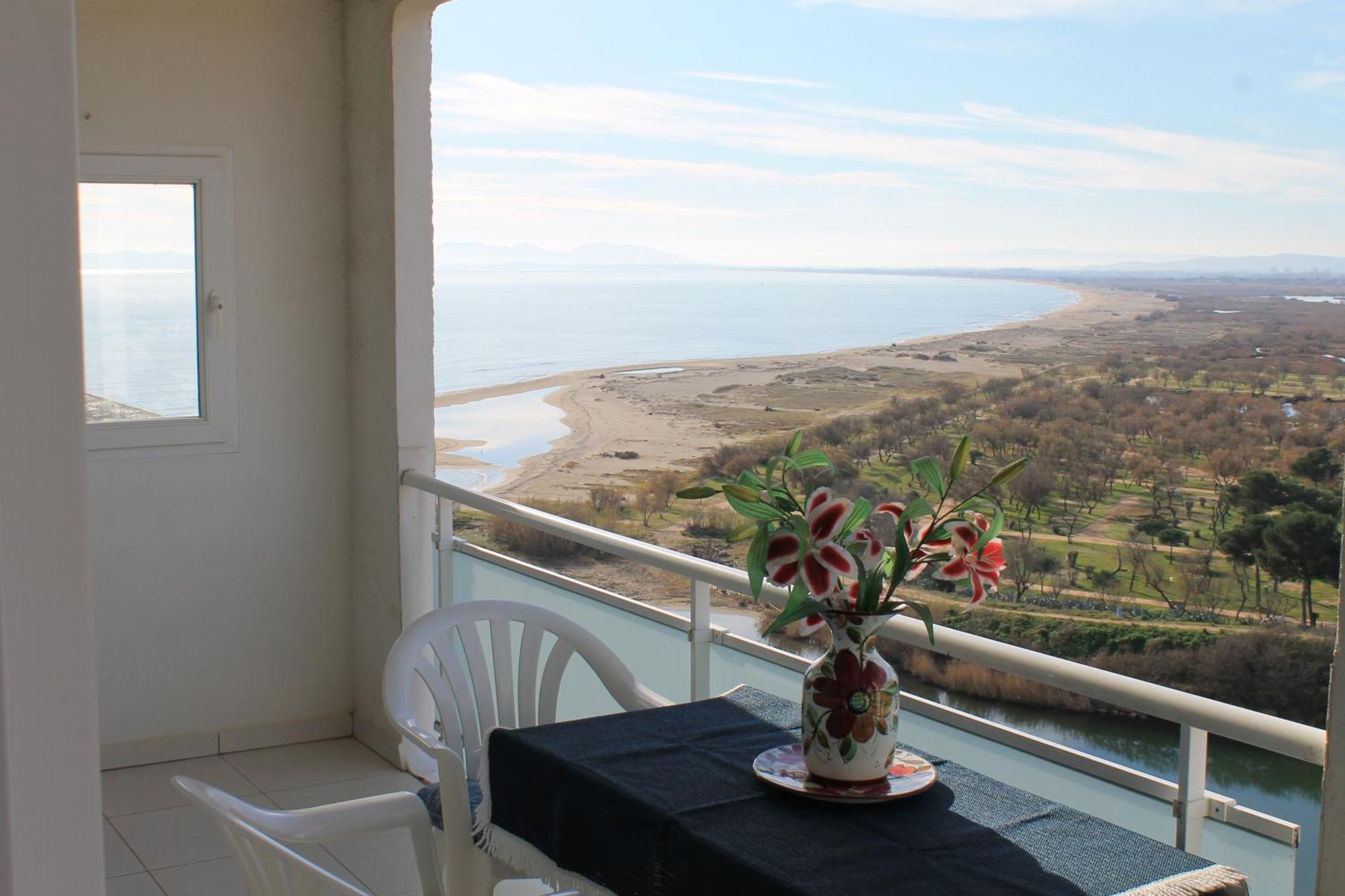 Apartamento De Dos Habitaciones Con Vistas Al Mar Empuriabrava Dış mekan fotoğraf